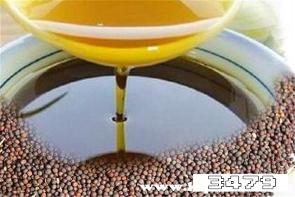 菜籽油颜色黑好还是黄好，菜籽油颜色为啥有深有浅