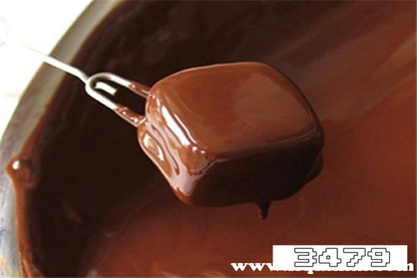 代可可脂吃后可以排出体外吗，代可可脂可以代谢出去吗