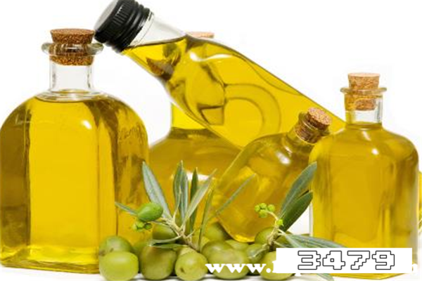 睡前喝一勺橄榄油吗，橄榄油早上喝好还是晚上喝好