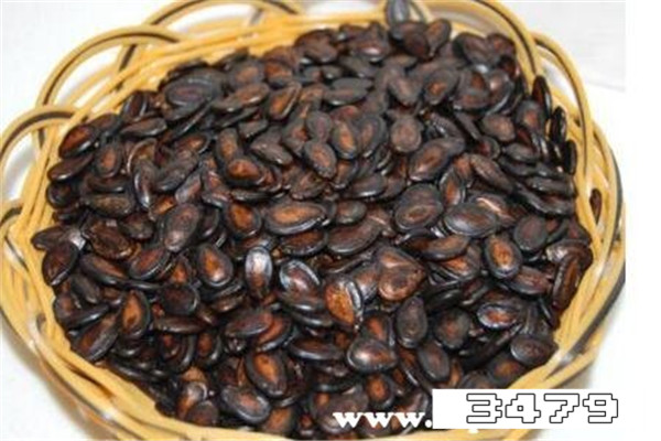 西瓜子吃下去对身体有坏处吗，女人吃西瓜子有啥好处