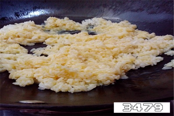 熬出来的鸡油能干嘛，用鸡油做什么最好吃