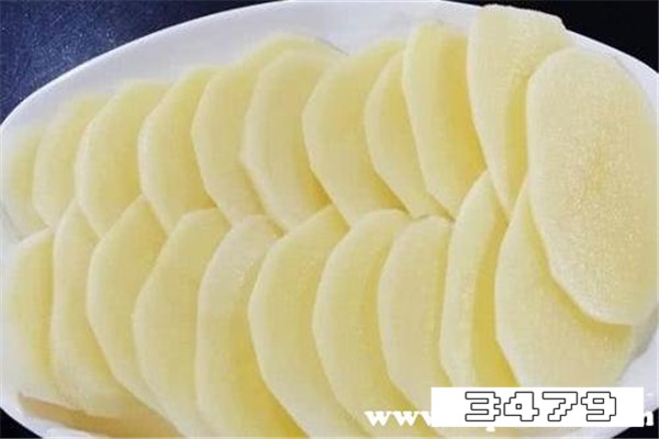 土豆生芽应该怎么处理还能吃，发芽的土豆怎么处理了吃