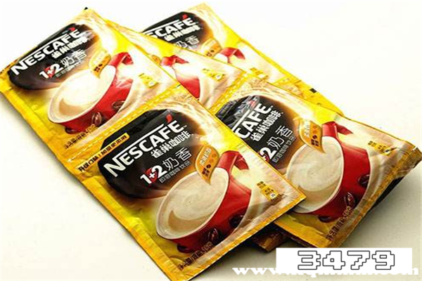 雀巢咖啡袋装怎么冲，一天能喝几袋，一袋多少克，一袋加多少水