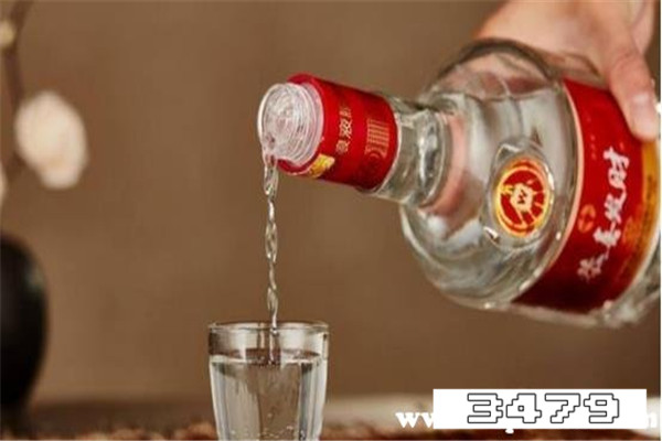 白酒最简单的鉴别真假方法，鉴定白酒最简单的八种方法