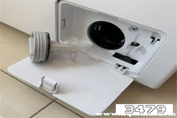 滚筒洗衣机排污口打开图解，滚筒洗衣机排污口盖子怎么打开
