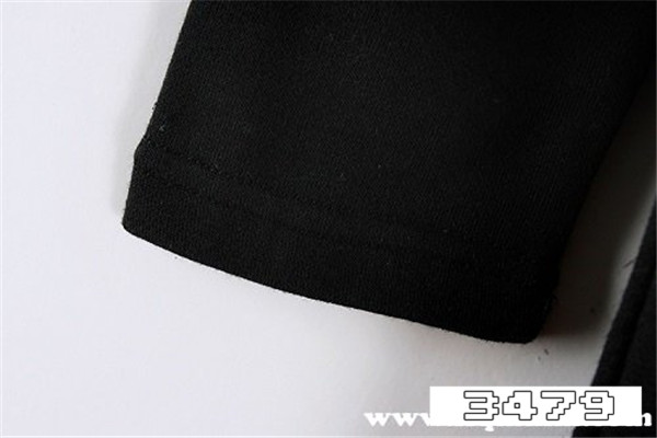 黑色衣服浮毛多洗不完，浮毛严重的衣服是质量问题吗