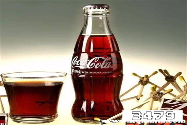 误喝了过期4个月的可乐，喝了过期可乐会有什么反应