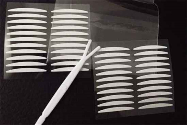 双眼皮贴会导致眼皮松弛吗，双眼皮贴贴久了有害吗