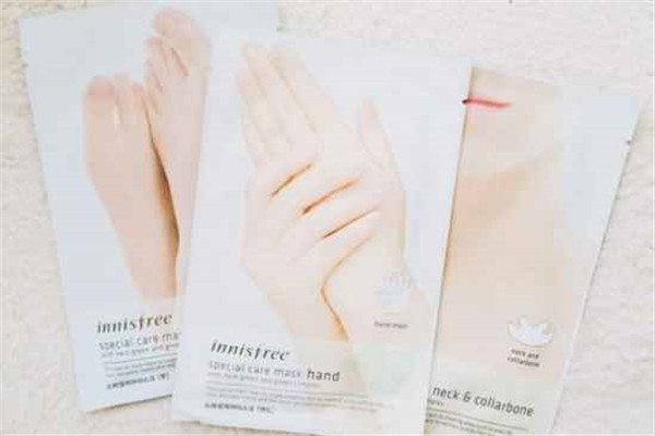 手膜可以敷脸吗，面膜可以当手膜用吗
