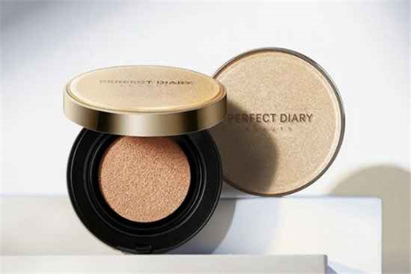完美日记气垫好用吗，完美日记气垫替换装怎么换