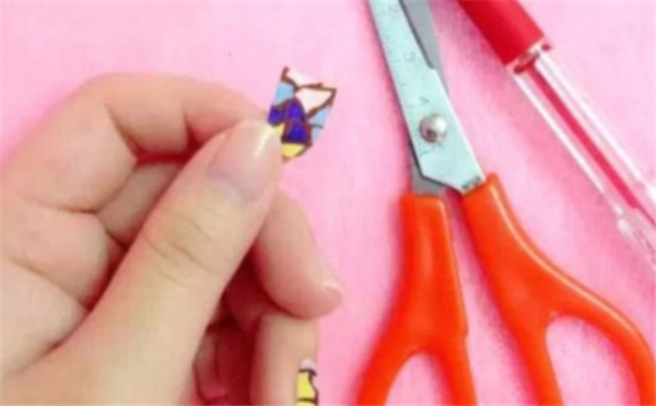 贴片甲的卸除方法，贴片甲怎么卸