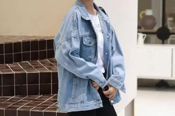 牛仔外套要用盐泡多久，牛仔外套怎么保养