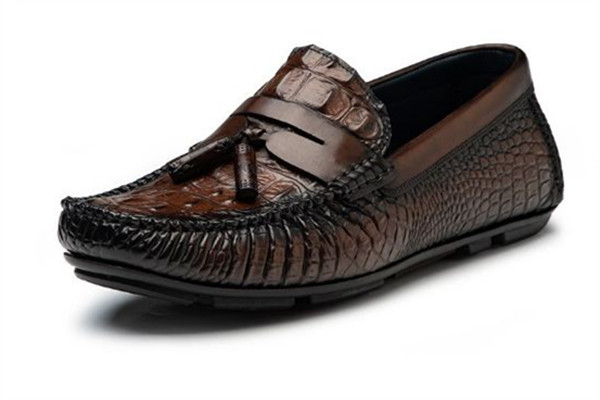 皮鞋硬底和软底哪个好，皮鞋买硬皮还是软皮好