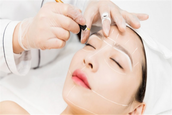 不结痂的纹眉几天恢复自然