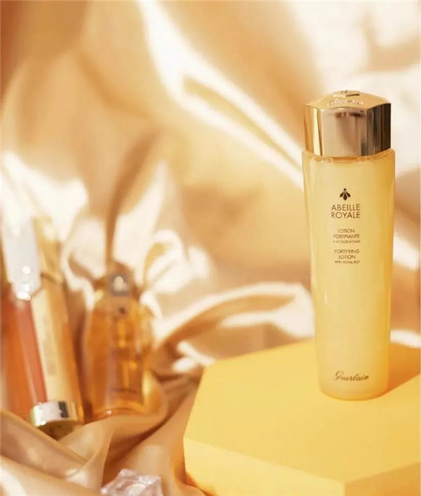 秋冬护肤品套装哪种好用，秋冬护肤的正确步骤