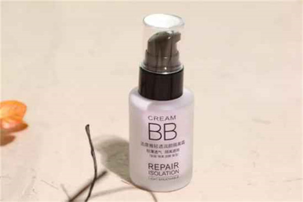 隔离霜有美白的效果吗，隔离霜可以遮瑕吗