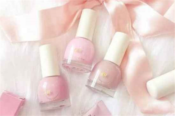 指甲油可以放多久，指甲油过期了还能用吗