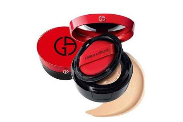 阿玛尼气垫红色好用还是蓝色好用，阿玛尼气垫怎么使用