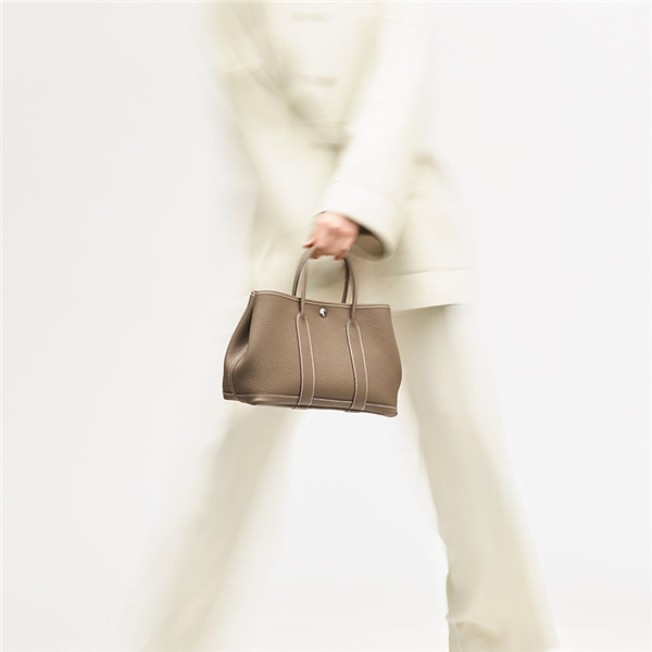 「入门级的实用款设计」：Hermès Garden Party手袋，大容量又百搭低调却引人注目！