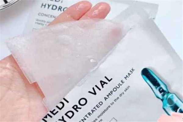 为什么敷了面膜脸还是很干，不一样类型的面膜要怎么敷