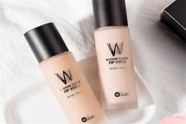 wlab粉底液保质期多久，wlab粉底液使用建议