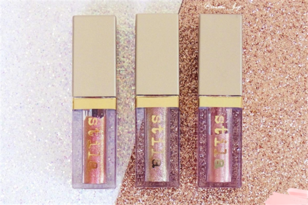 液体眼影里面的液体是什么，液体眼影和普通眼影的区别