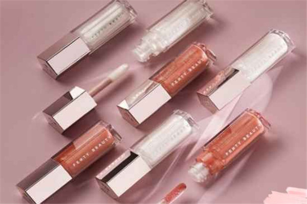 fenty beauty唇釉怎么样，fenty beauty唇釉是什么颜色