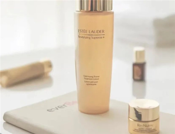 雅诗兰黛胶原蛋白水好用吗，雅诗兰黛胶原蛋白水功效怎么样