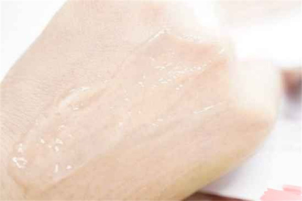 什么成分加入化妆品会毁容，化妆品里加什么伤脸