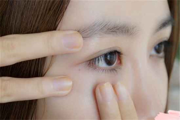 眼皮松弛怎么保养，眼皮松弛怎样预防