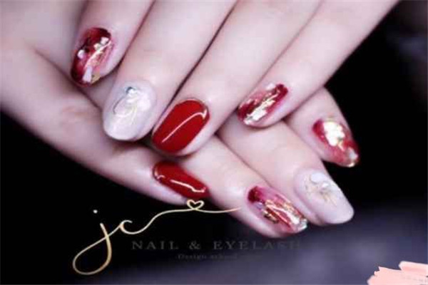 什么东西可以代替卸甲水，卸甲水和洗甲水有啥区别