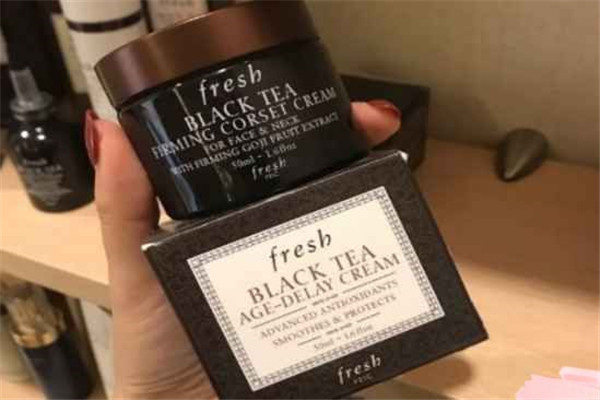 fresh黑茶面霜怎么用，fresh黑茶面霜的优点