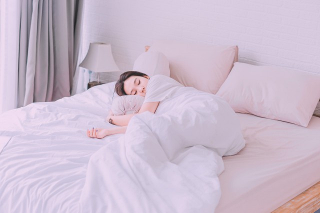 眼袋是怎么形成的，都是这几个坏习惯惹出来的