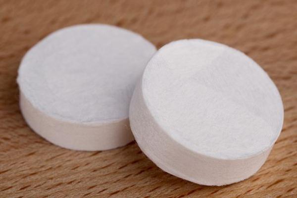 压缩面膜是薄的好还是厚的好，压缩面膜要泡多久才能敷