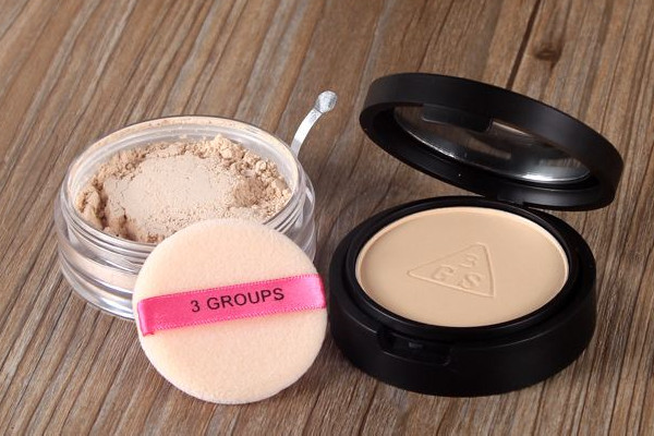 蜜粉有遮瑕的效果吗，蜜粉可以用来口红定妆吗