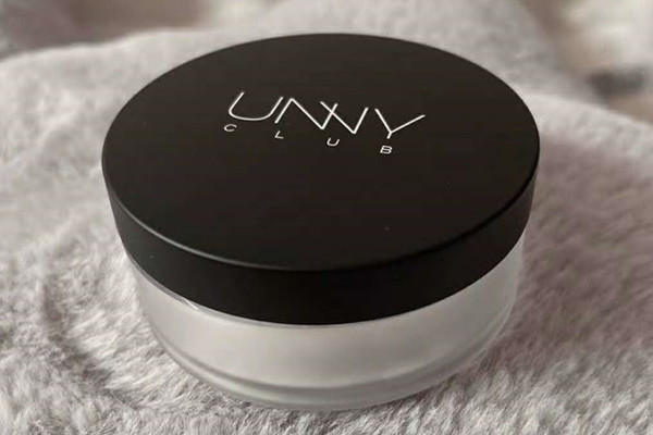 unny散粉适合什么肤质，unny散粉适合痘痘肌吗