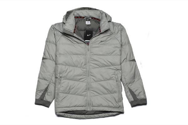 羽绒服会跑毛正常吗，羽绒服会跑毛出来怎么办