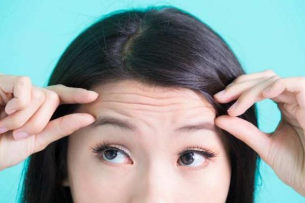 抬头纹要不要去除，抬头纹要打多少肉毒素