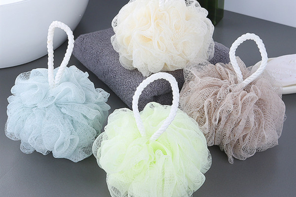 沐浴球多久换一次，沐浴球会滋生细菌吗