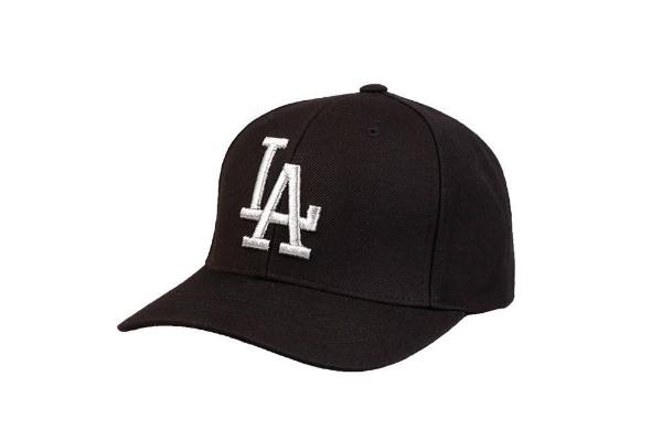 棒球帽有褶皱怎么去除，棒球帽有汗渍怎么清洗