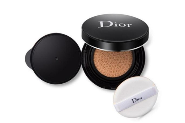 迪奥气垫哪款效果好，迪奥气垫色号怎么选择