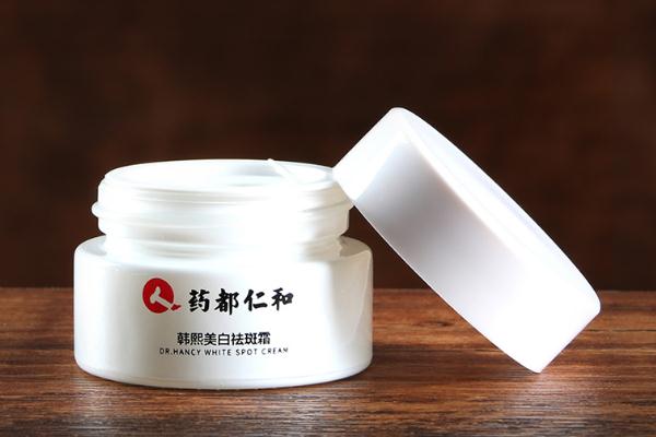 祛斑霜的正确使用步骤，祛斑霜哪个牌子效果好