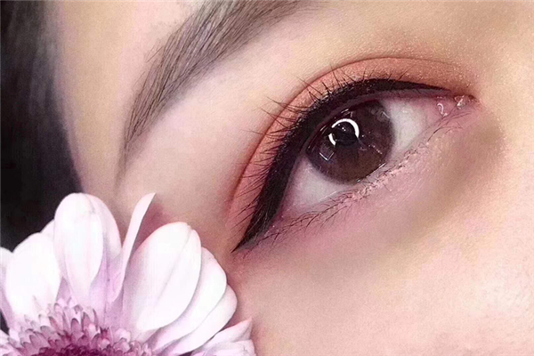 美瞳线是永久还是半永久，美瞳线可以维持多久