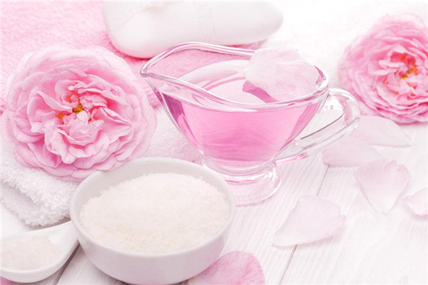 沐浴盐适合什么季节用，沐浴盐用完要洗掉吗