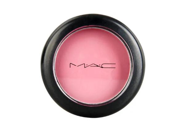 腮红要用刷子吗，腮红要和眼影搭配吗