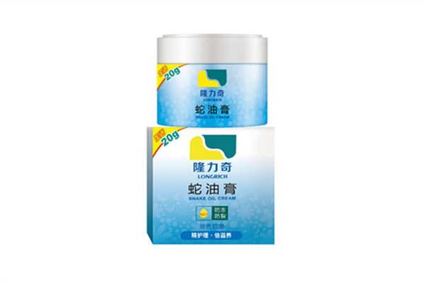 蛇油膏涂上为什么会疼，蛇油膏和凡士林哪个好