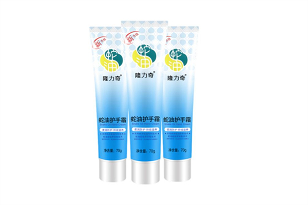 蛇油护手霜是用蛇油制成的吗，蛇油护手霜好用吗