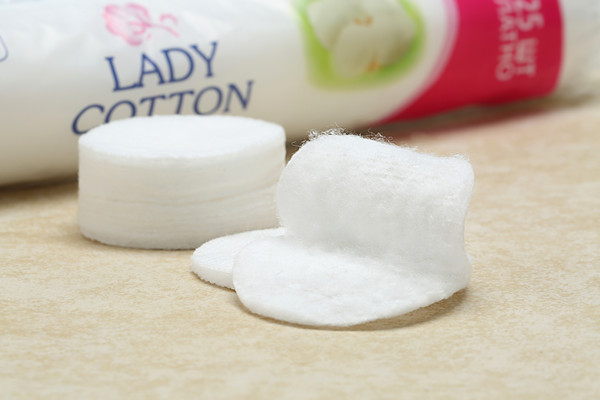 化妆棉一般是什么材质，化妆棉如何选择