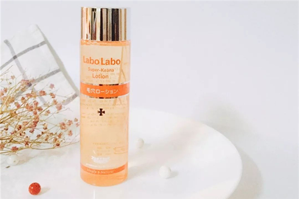 收敛水有酒精吗，收敛水要用多长时间