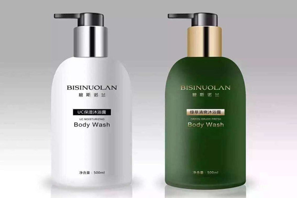 沐浴露能洗头发用吗，沐浴露能不能洗脸